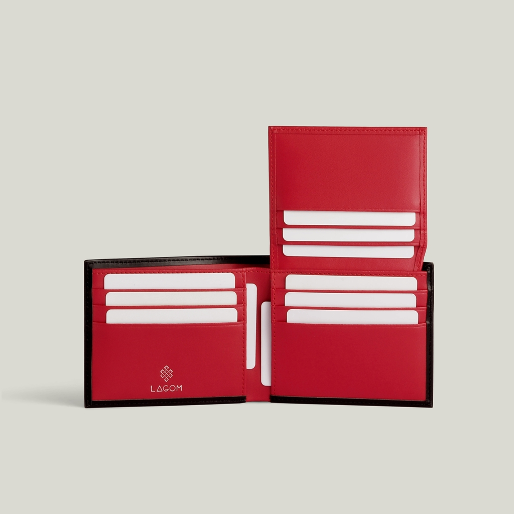 COMPACT WALLET
