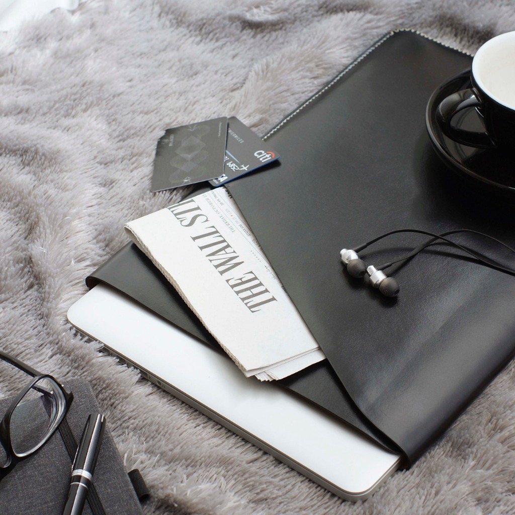 LAGOM MACBOOK SLEEVE
