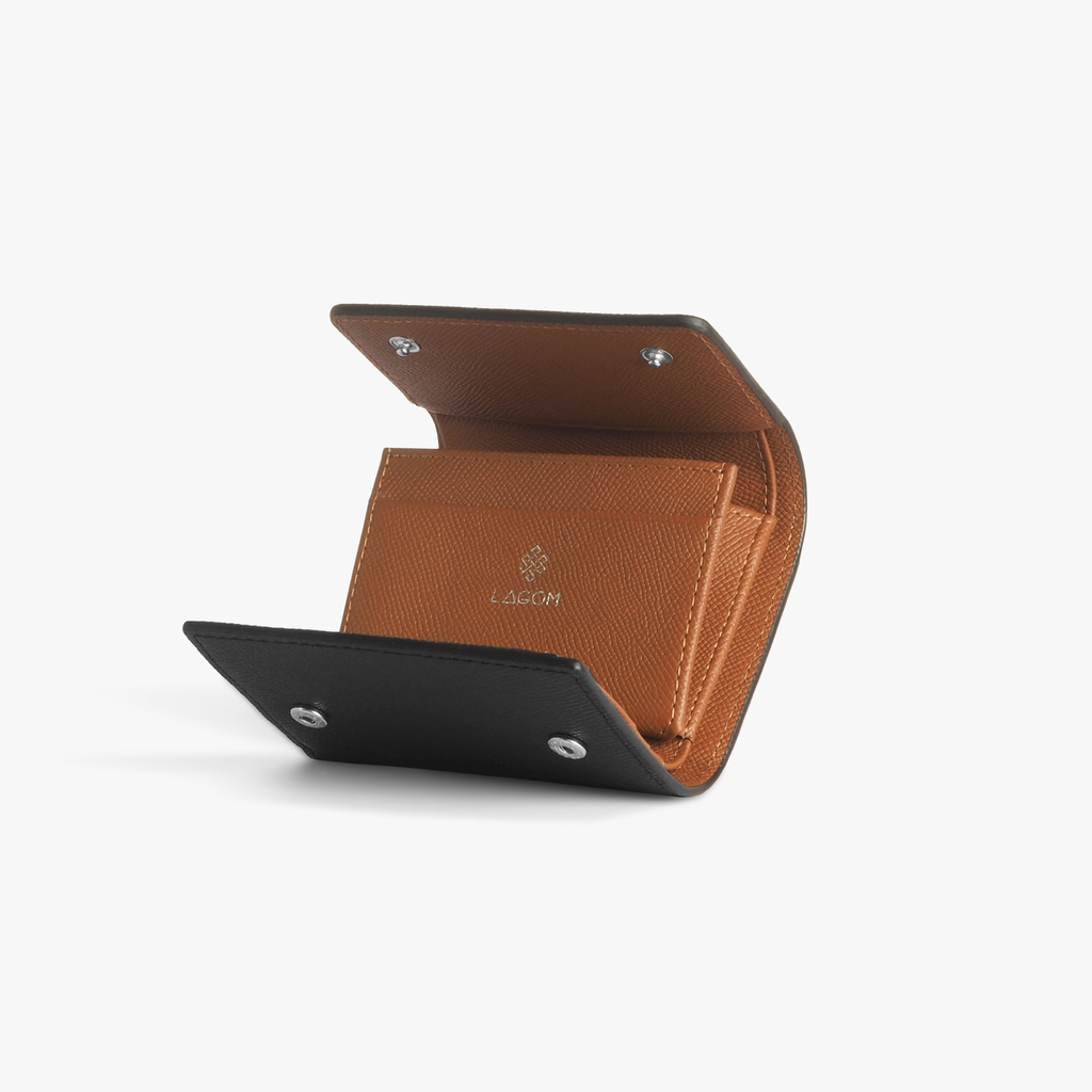 SHE Trifold wallet - Ví gập ba