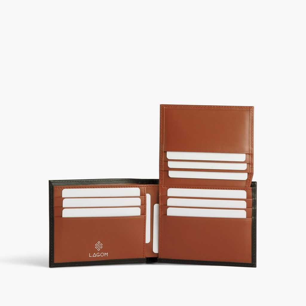 COMPACT WALLET