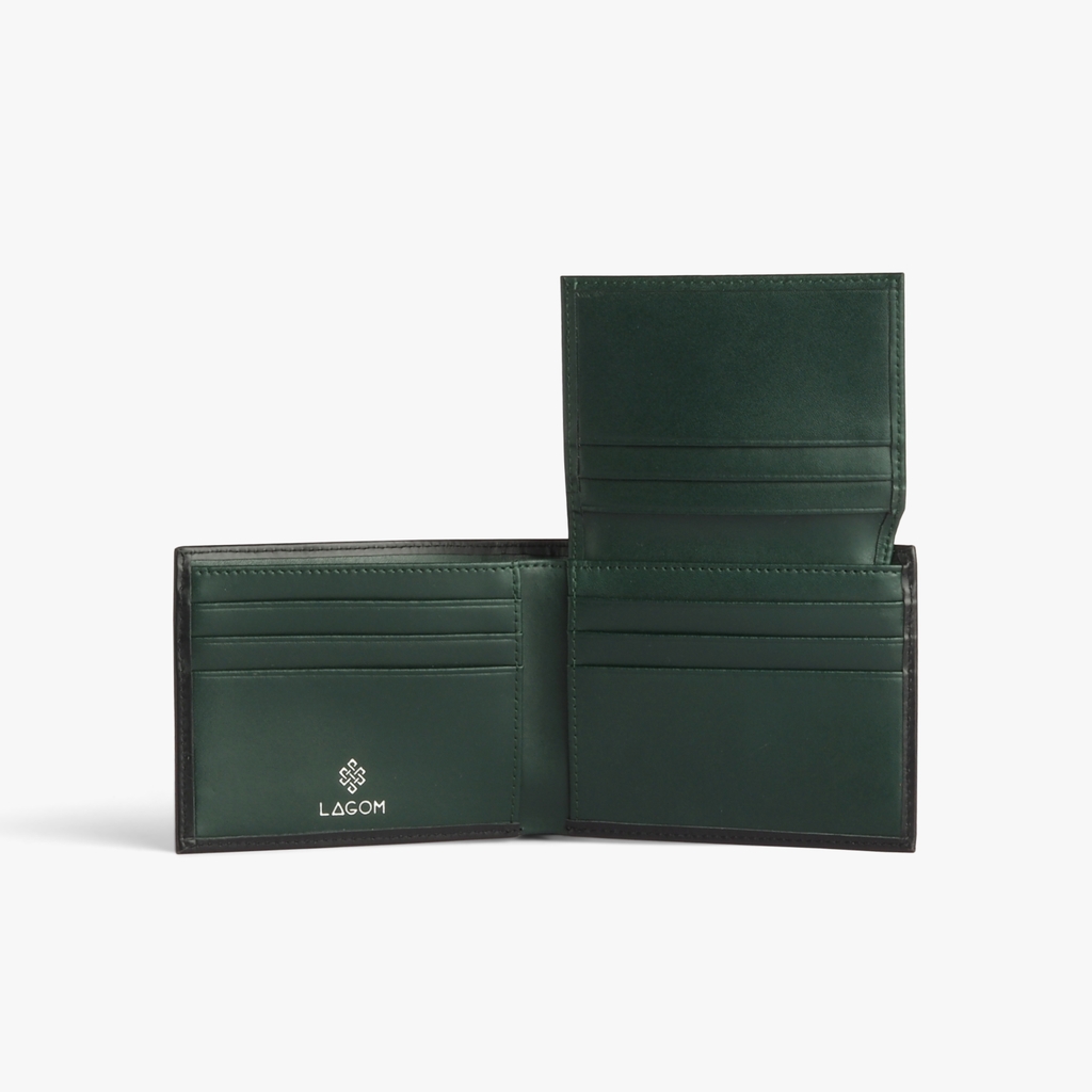 COMPACT WALLET