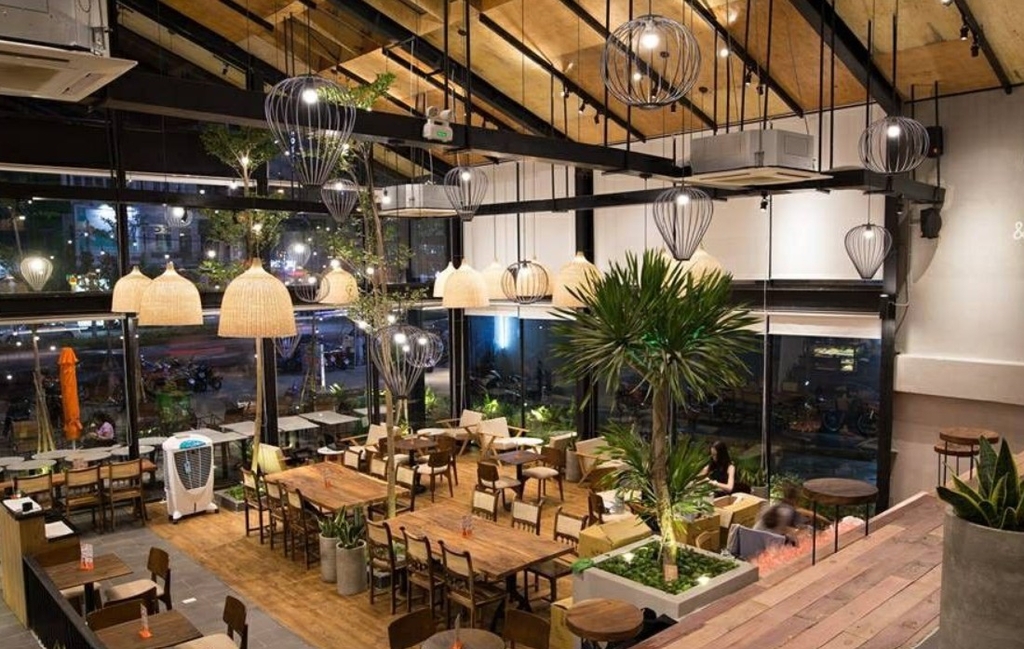 Giải Pháp Âm Thanh Sonos Cho Quán Cà Phê: Hướng Dẫn Thiết Kế, Lựa Chọn và Lắp Đặt Toàn Diện