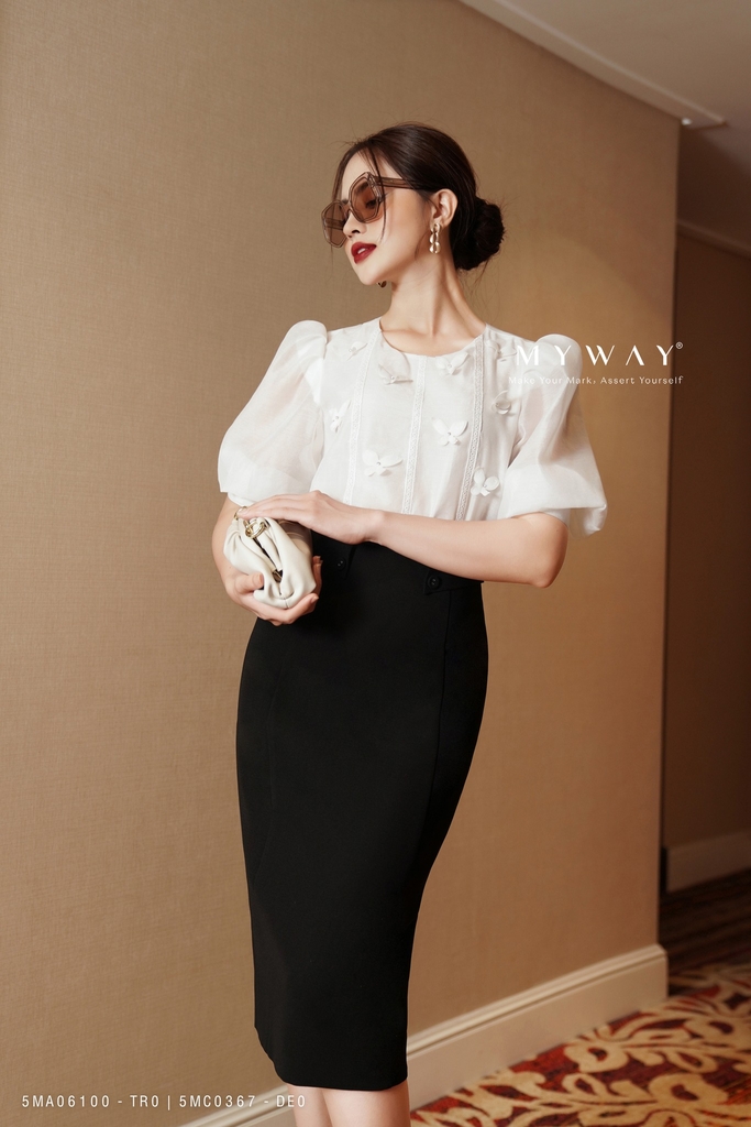 Chân váy ôm xẻ tà sau - Black