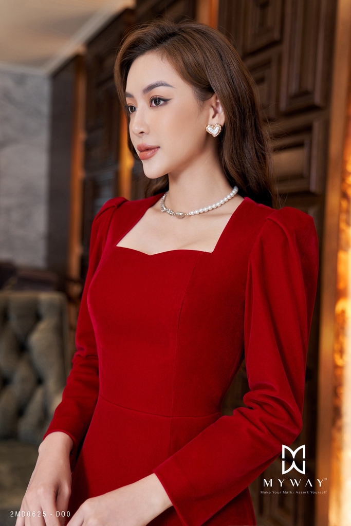 Váy đầm nhung đỏ dự tiệc thiết kế cổ vuông đính hoa v3215  Shopvaydepvn