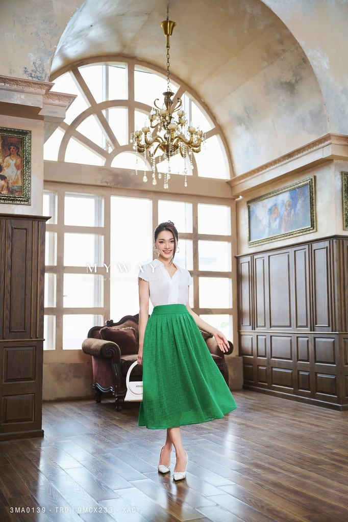 Chân váy xòe xếp ly ren ép