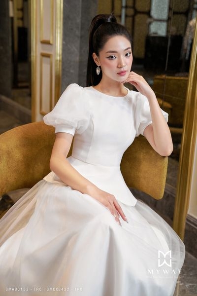 Áo kiểu Peplum tay bồng