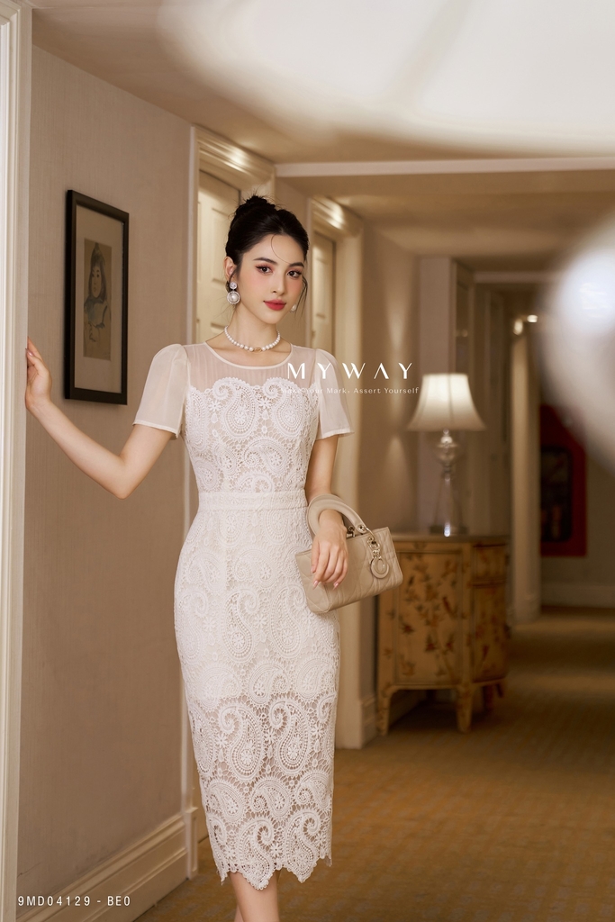 Đầm ôm dự tiệc hoa văn cổ điển
