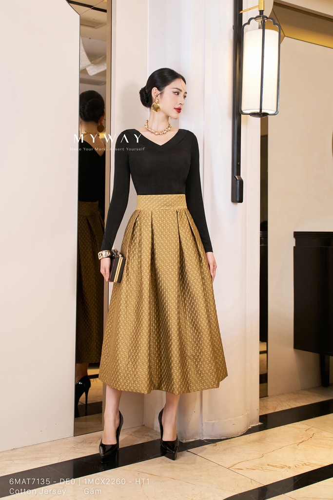 Chân váy dáng xòe chữ a xếp ly đính nút CV04-39 | Thời trang công sở K&K  Fashion
