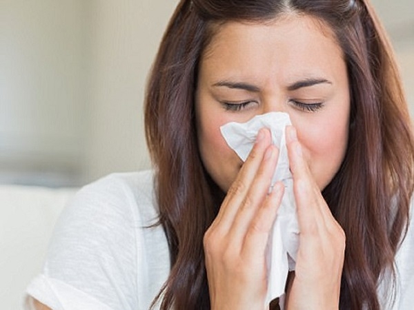 Nỗi khổ viêm xoang khi ngồi máy lạnh và biện pháp đối phó
