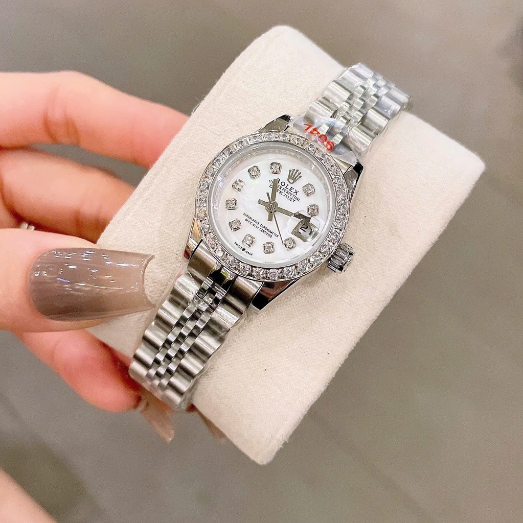 Đồng Hồ Rolex Datejust Nữ Size 28mm Dây Thép Silver Mặt Xà Cừ Trắng Máy Pin Niềng Đá