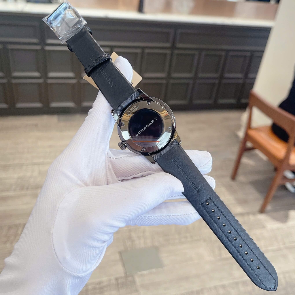 Đồng Hồ Nam Burberry BU10010 Máy Thụy Sĩ Quartz Size 40mm Dây Da Caro Đen Kim Rốn