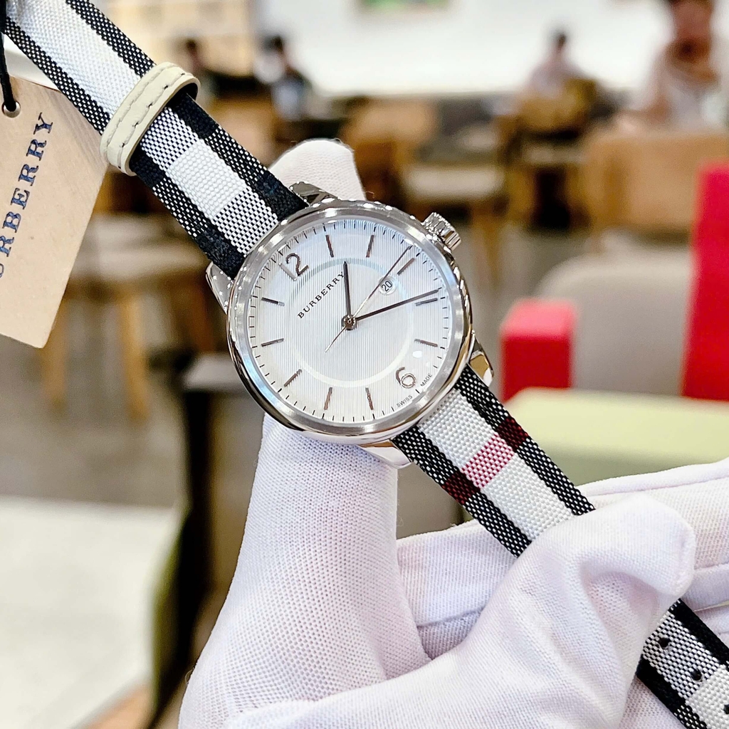 Đồng Hồ Nữ Burberry BU10103 Máy Thụy Sĩ Quartz Size 32mm Dây Da Caro Sọc Đen Trắng Vỏ Silver