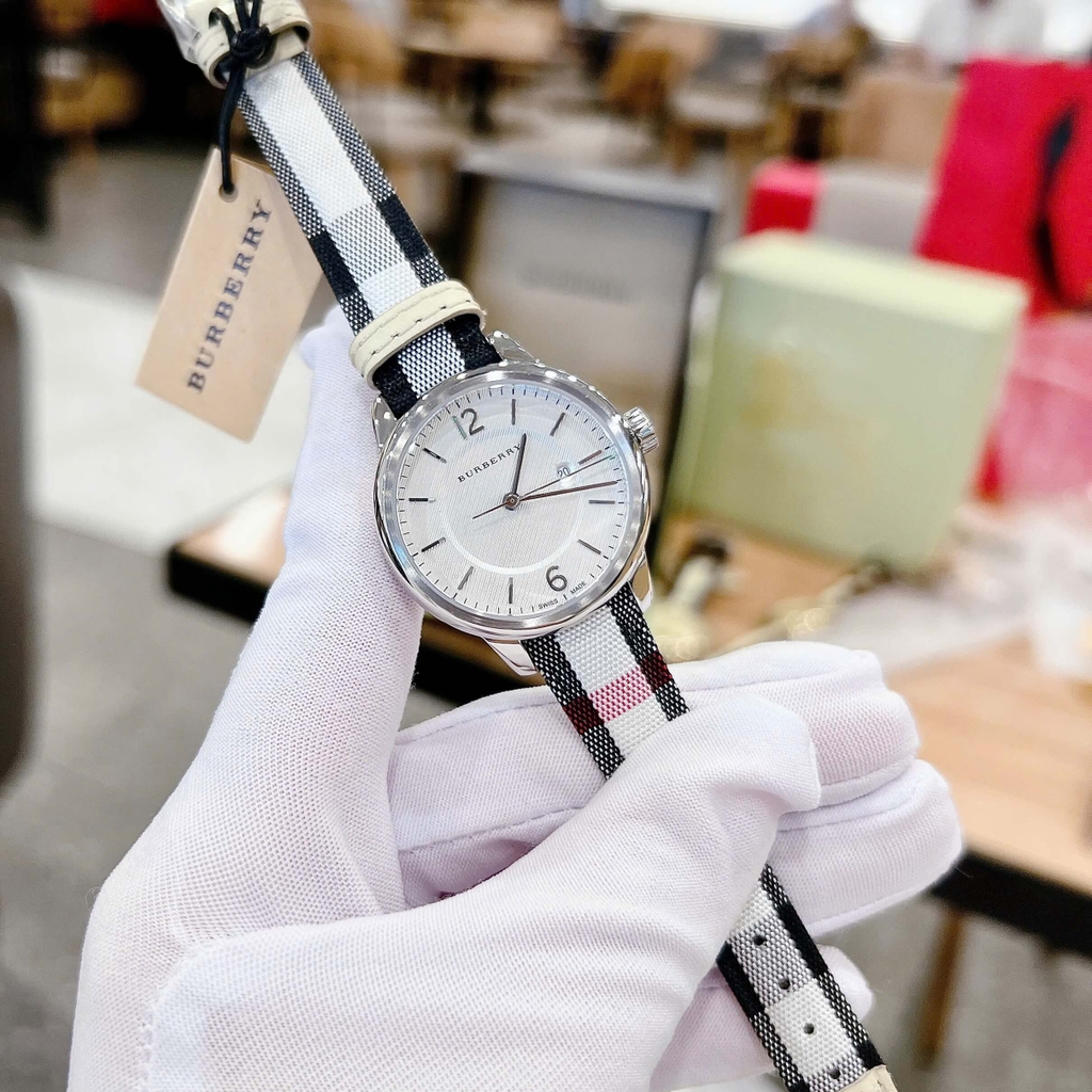 Đồng Hồ Nữ Burberry BU10103 Máy Thụy Sĩ Quartz Size 32mm Dây Da Caro Sọc Đen Trắng Vỏ Silver