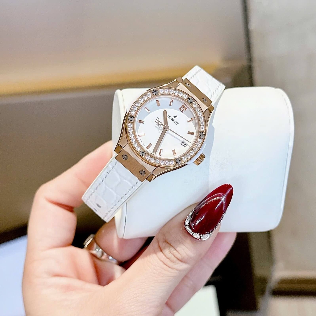 Đồng Hồ Nữ Hublot Classic Fusion Dây Da Trắng Vỏ Vàng Hồng Size 30mm Quartz