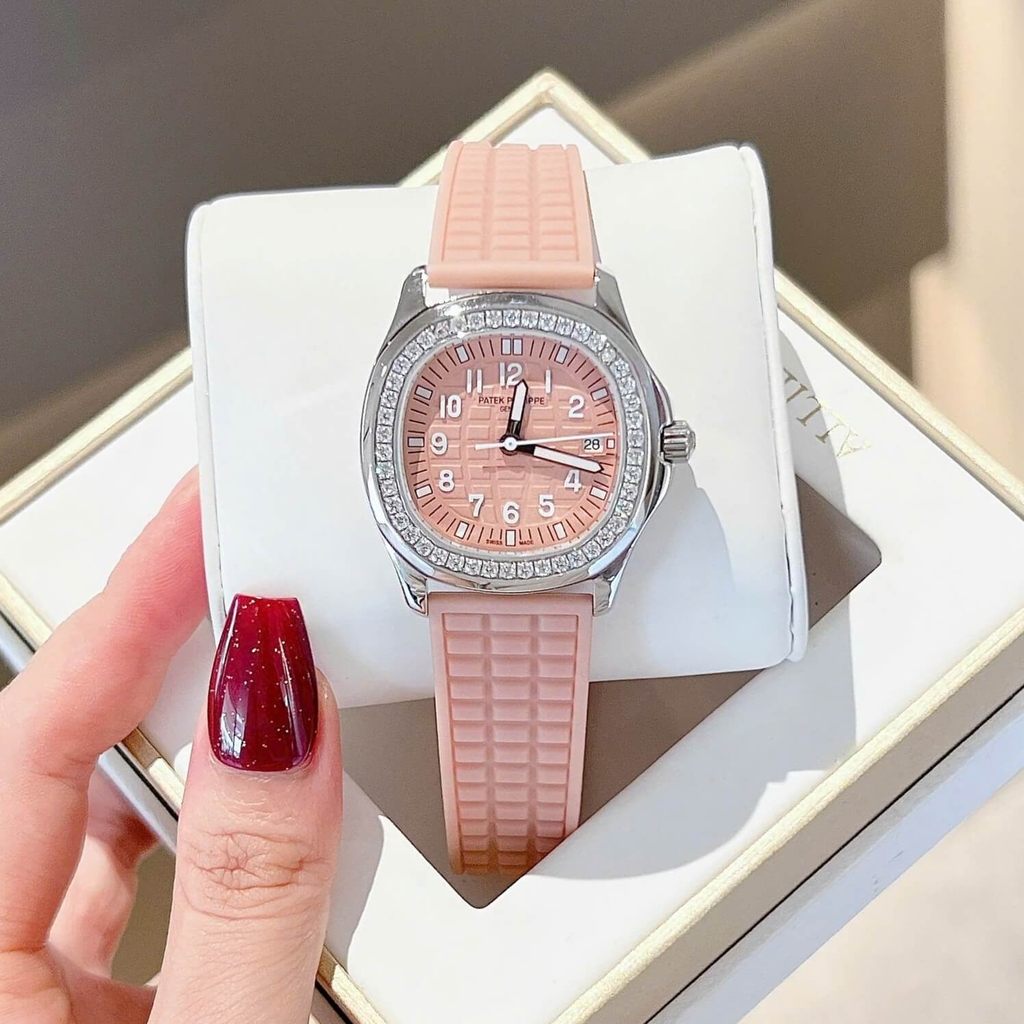 Đồng Hồ Patek Philippe Aquanaut Nữ Dây Cao Su Hồng Baby Size 35mm Quartz Japan