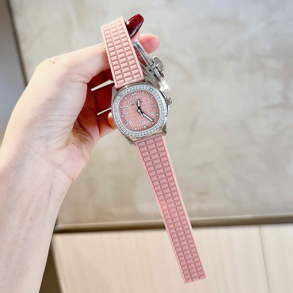 Đồng Hồ Patek Philippe Aquanaut Nữ Dây Cao Su Hồng Baby Size 35mm Quartz Japan