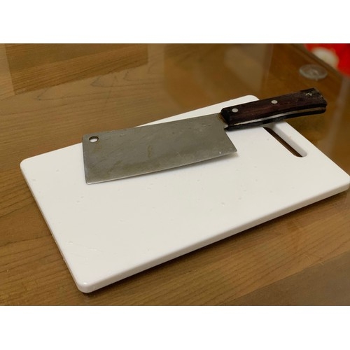 Thớt nhựa kháng khuẩn độ dày 1,3cm