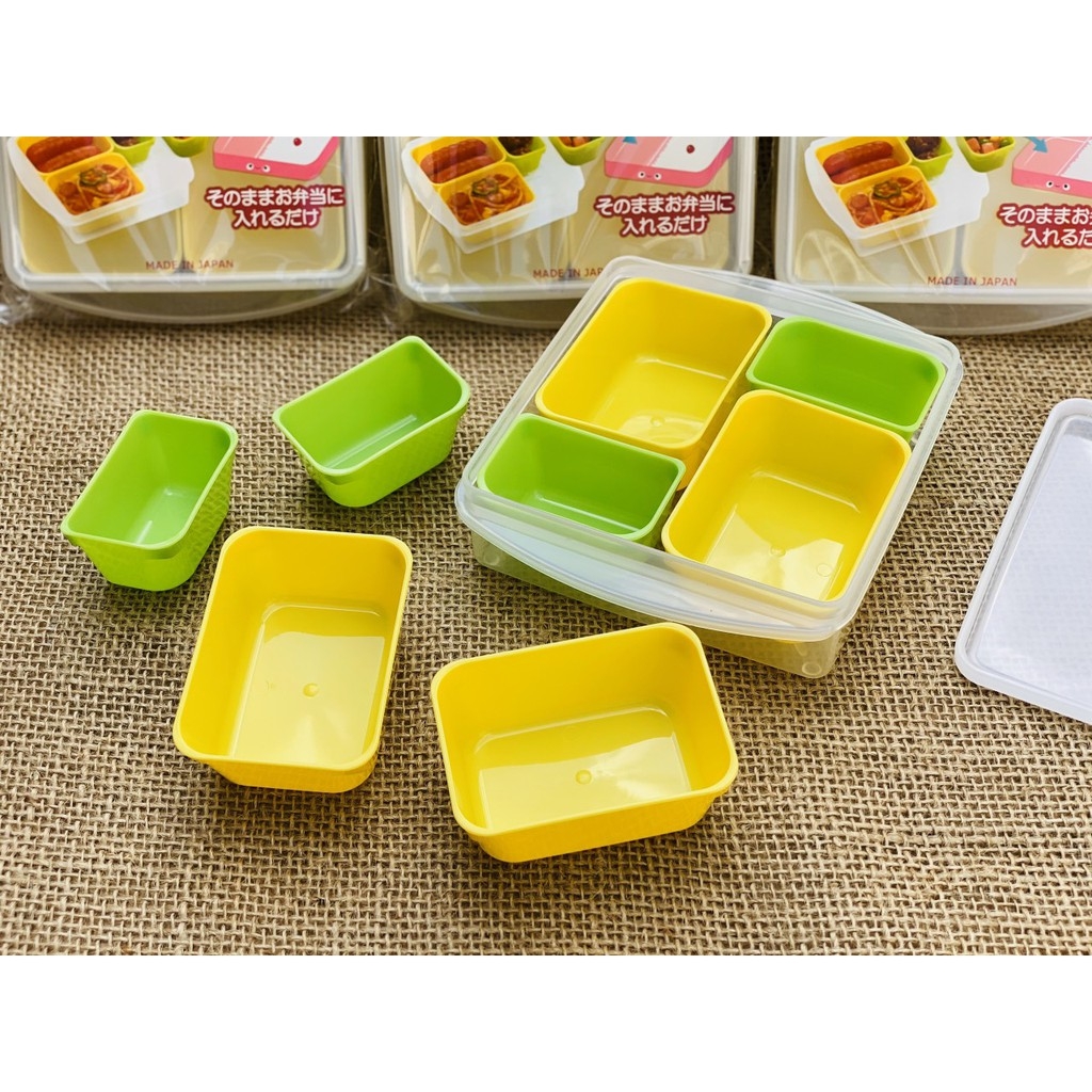 Hộp 4 khay chia đồ ăn dặm Yamada