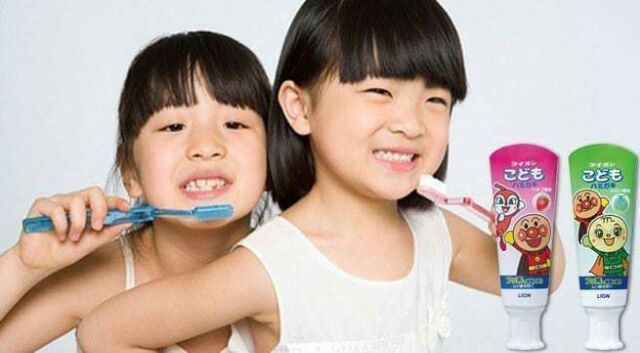 Kem đánh răng trẻ em ( lion 40g ) vị dưa gang