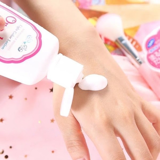 Sữa Dưỡng Trắng Oneday - Nhật Bản