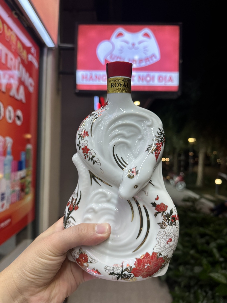 Rượu Suntory Whisky Royal Zodiac Chai 2025 Mito Chai 600ml - Nhật Bản