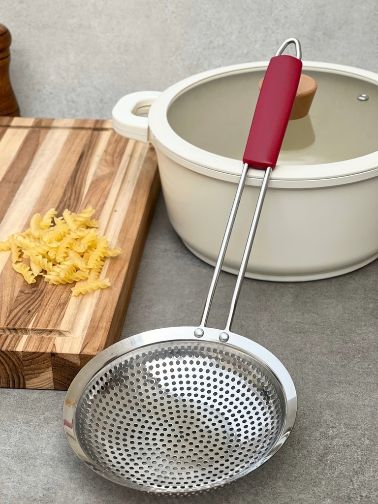 Muôi vớt inox 304 cỡ lớn nguyên khối Kaiyo 16,5cm