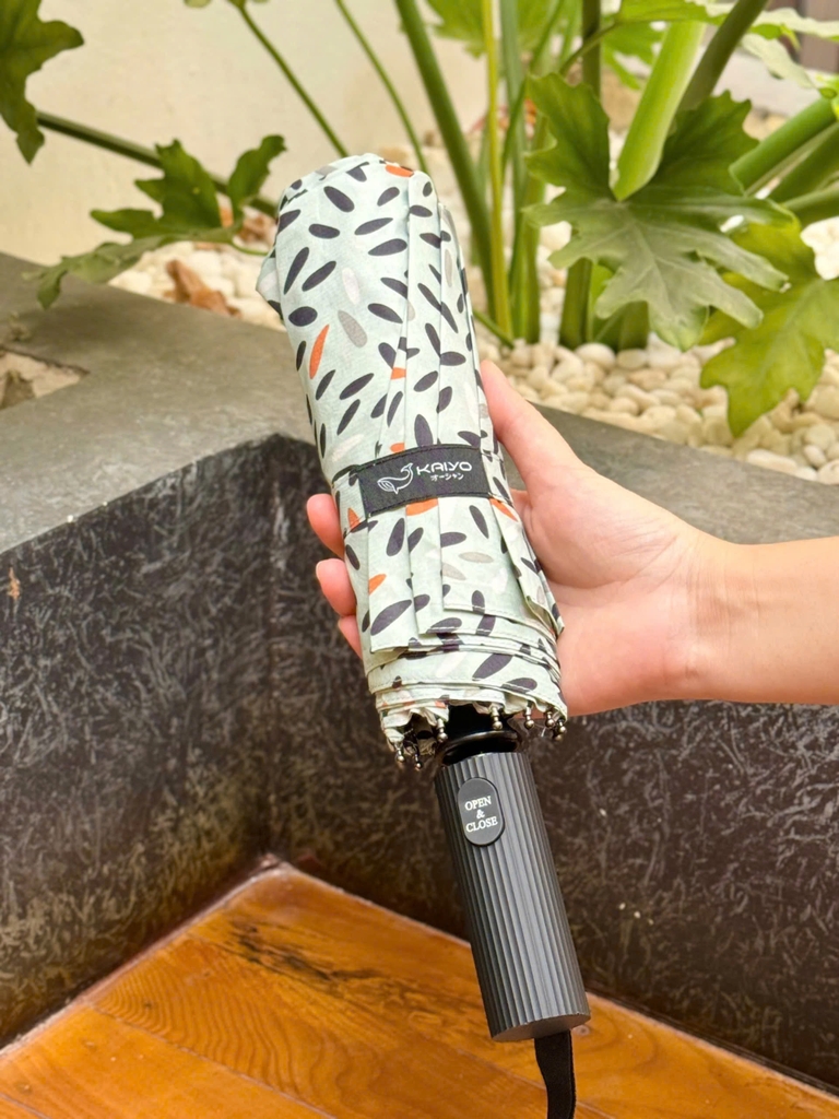 Ô gấp gọn tự động hai chiều 10 nan Kaiyo, hoạ tiết lá colorful leaf ( lá nhỏ )