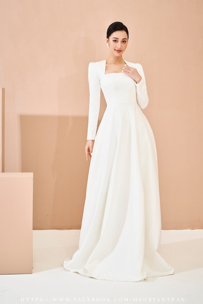 6 mẫu Váy cưới cổ vuông sang trọng mới nhất năm 2022 - Nicole Bridal