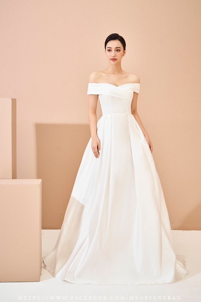 Váy cưới đi bàn luxury HND231 - VÁY CƯỚI CAO CẤP LINH NGA BRIDAL