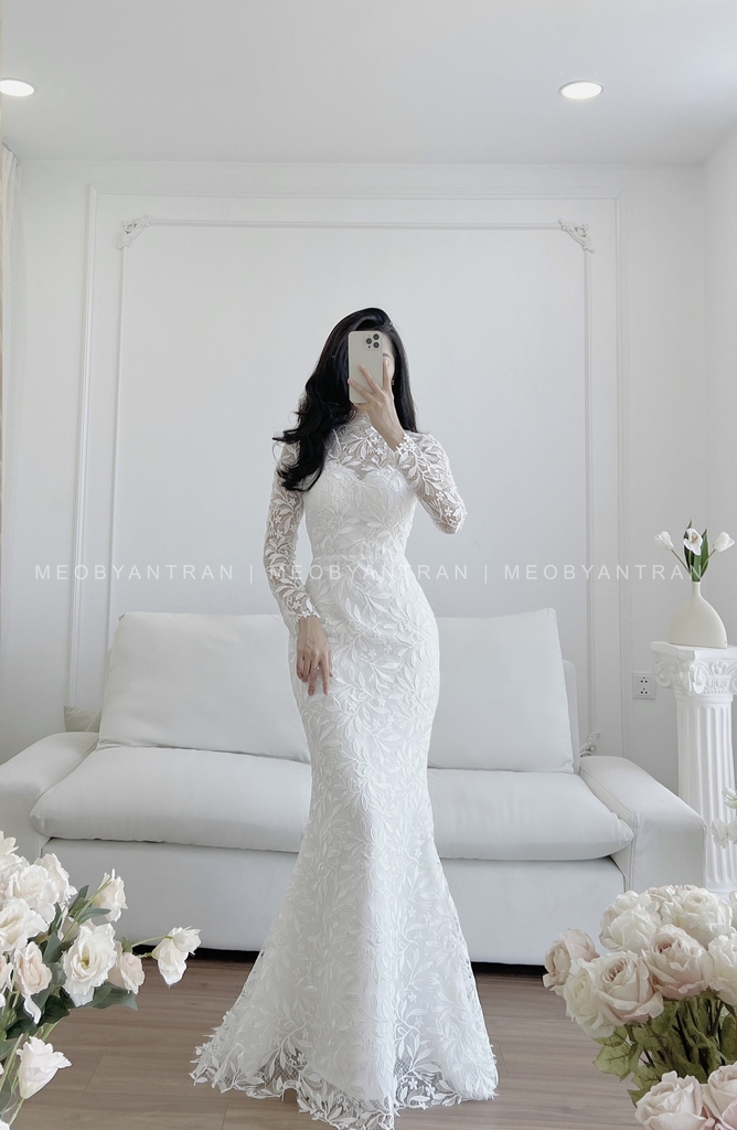 Váy cưới dài tay cổ V - FELY WEEDING