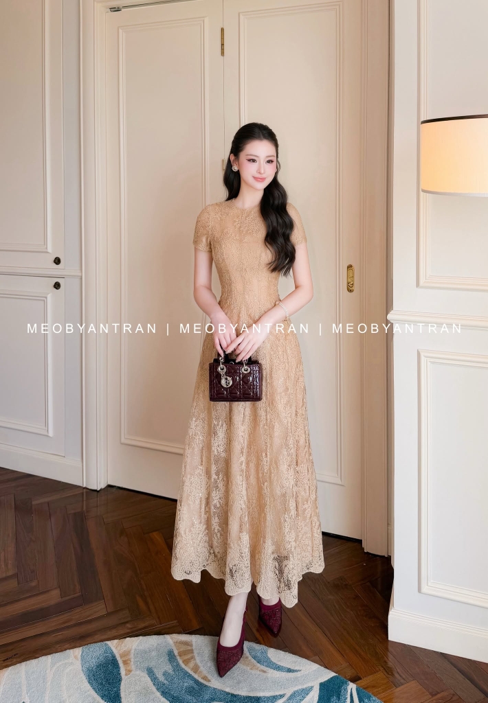 Đầm ren cao cấp dự tiệc