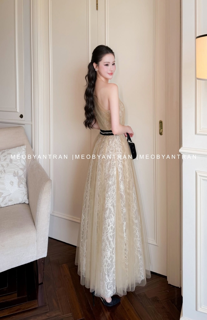 Đầm lệch vai dự tiệc