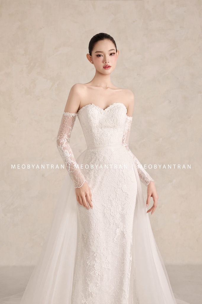 Váy cưới đuôi cá tay dài