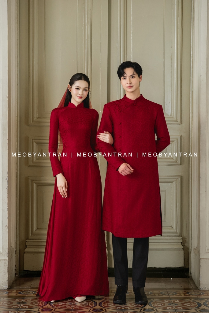 Áo dài cưới cặp đôi truyền thống 
