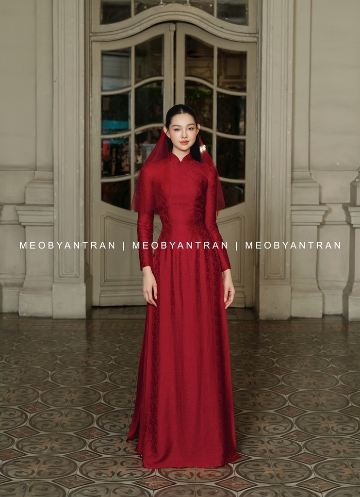 Áo dài cưới màu đỏ