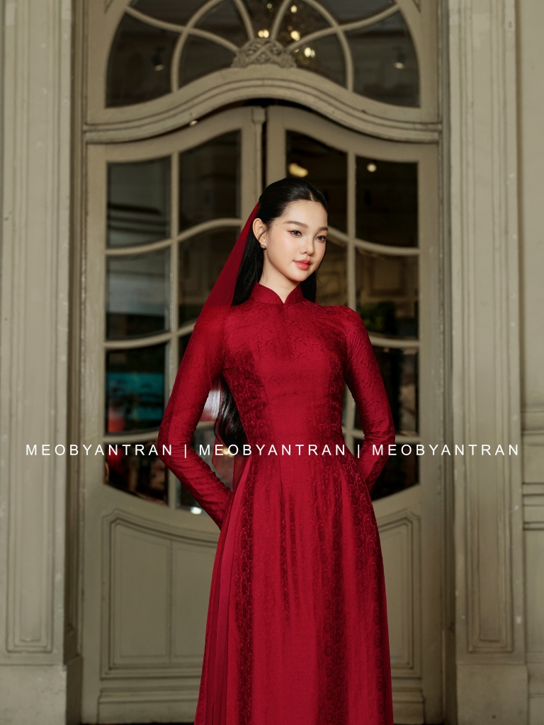 Áo dài cưới màu đỏ