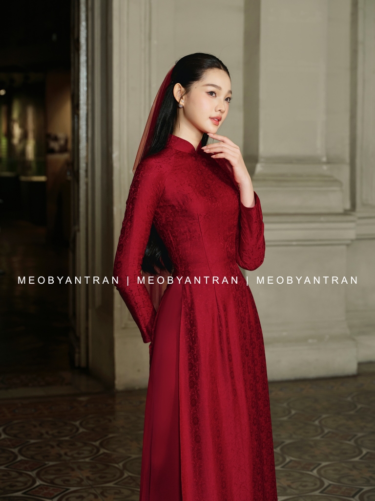 Áo dài cưới màu đỏ