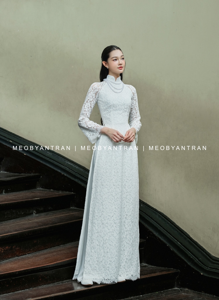 Áo dài ren cưới