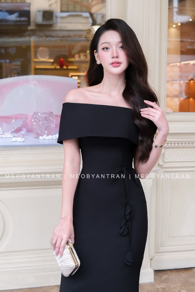 Đầm dự tiệc ôm body trễ vai