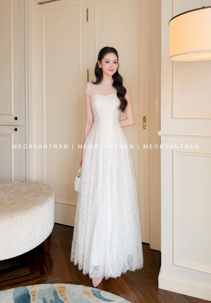 Đầm ren dự tiệc dáng dài