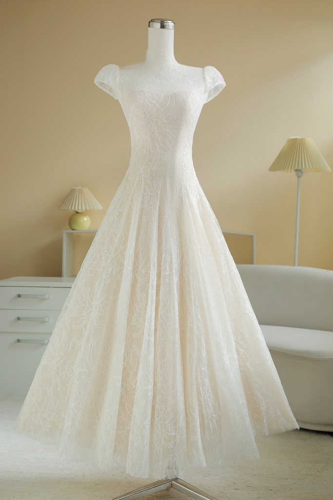 Đầm ren dự tiệc dáng dài 