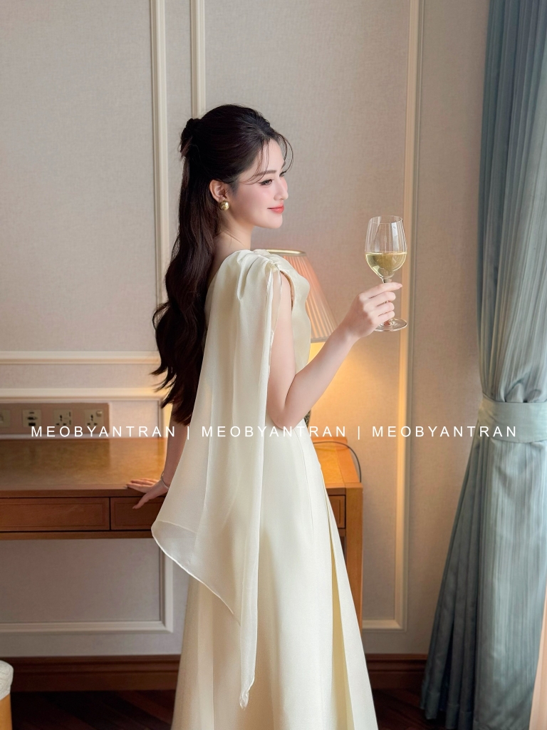 Đầm trễ vai dự tiệc cưới đẹp