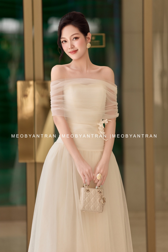 Đầm voan dự tiệc trễ vai 