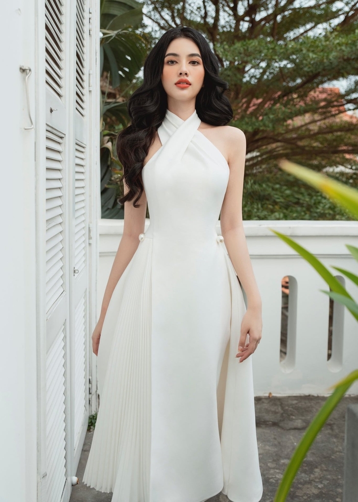 Váy trắng tiểu thư dự tiệc cổ yếm trễ vai mặc 2 kiểu nhẹ nhàng thêu hoa  dáng xinh Hàn Quốc - Đầm, váy nữ | ThờiTrangNữ.vn