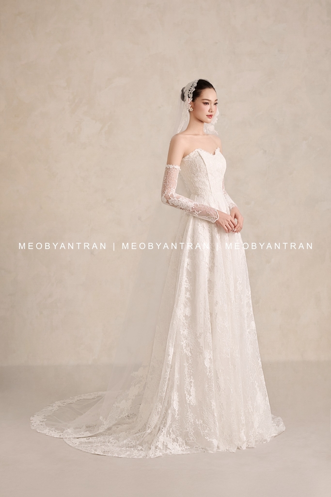 Váy cưới cúp ngực tay dài đẹp