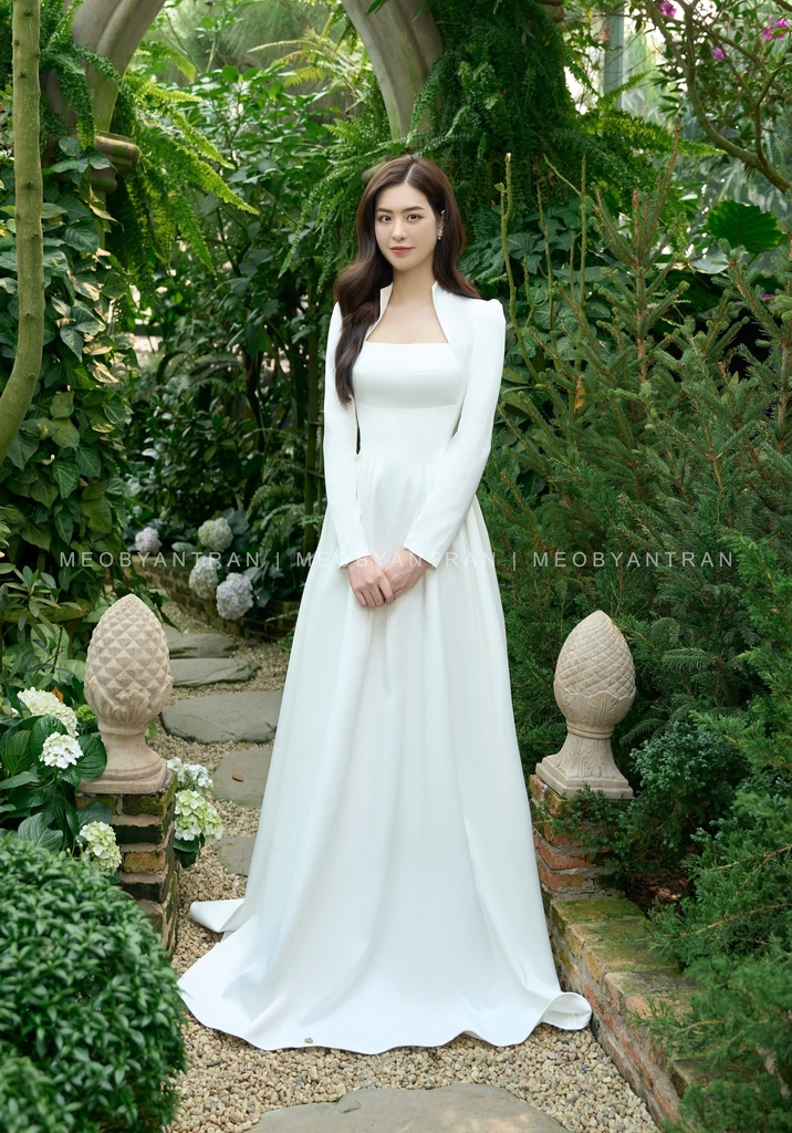 Váy cưới phi nhật trắng trễ vai 6 mảnh kèm nơ DC764 - Áo cưới |  ThờiTrangNữ.vn