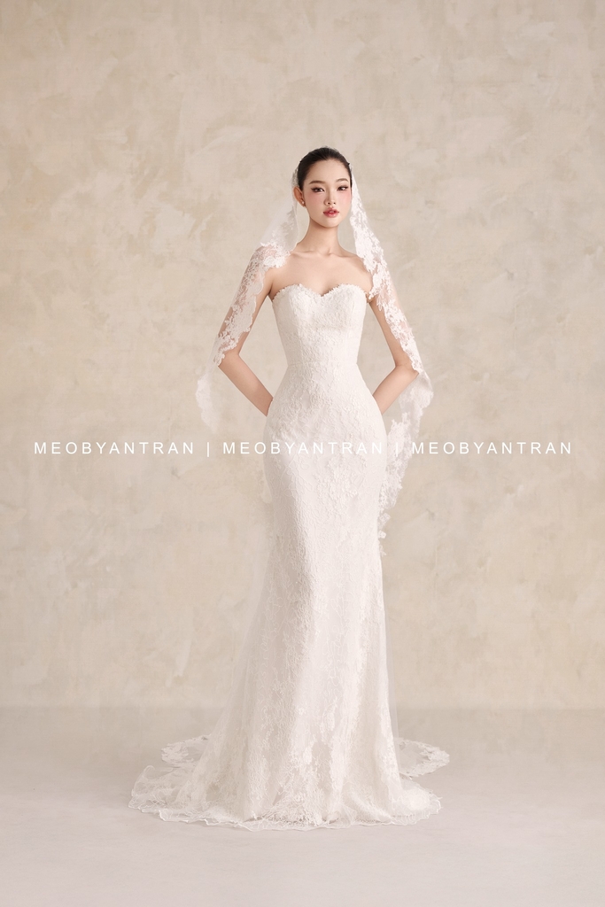 Váy cưới đuôi cá cúp ngực