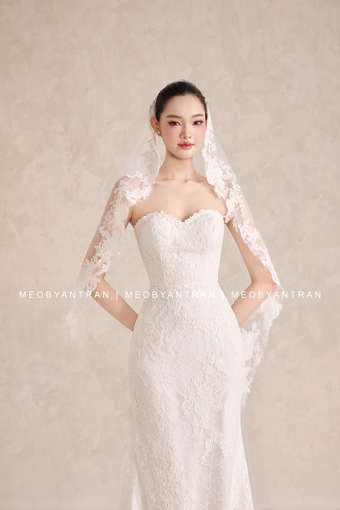 Váy cưới đuôi cá cúp ngực