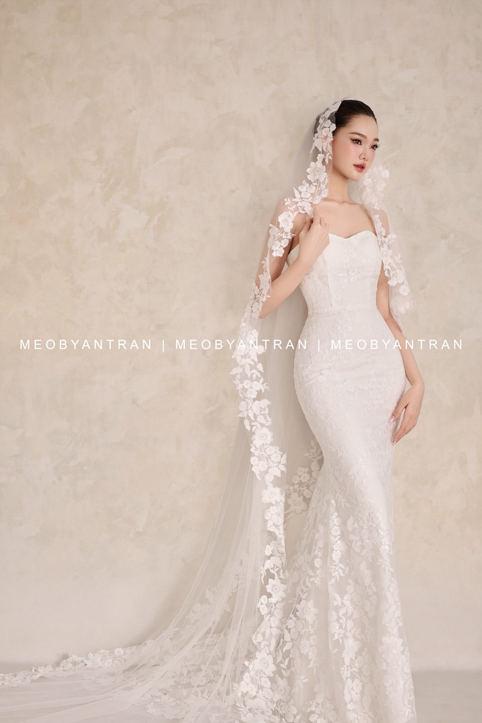 Váy cưới đuôi cá tay dài đẹp