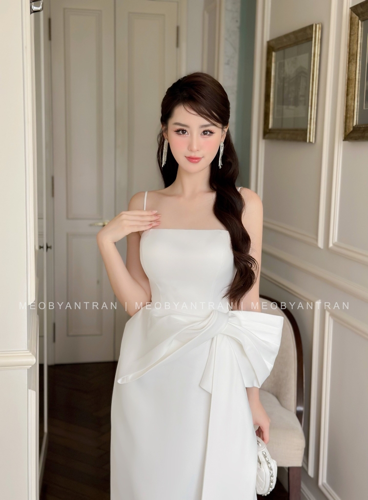 Đầm ren tay dài phối tà đắp màu trắng | The dress, Trang phục hợp thời  trang, Váy áo dự tiệc